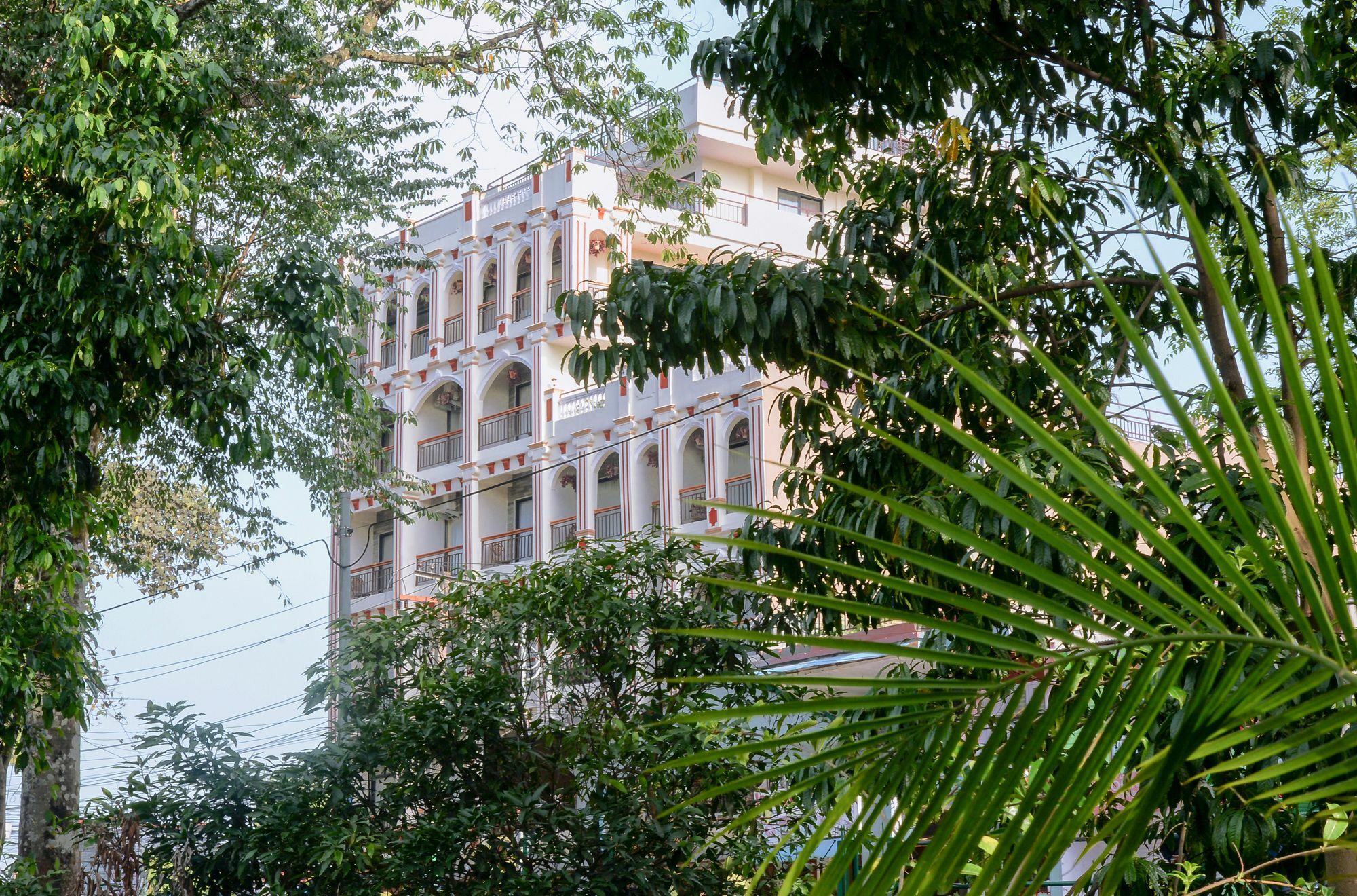 Hotel Raniban Arcade Pokhara Bagian luar foto