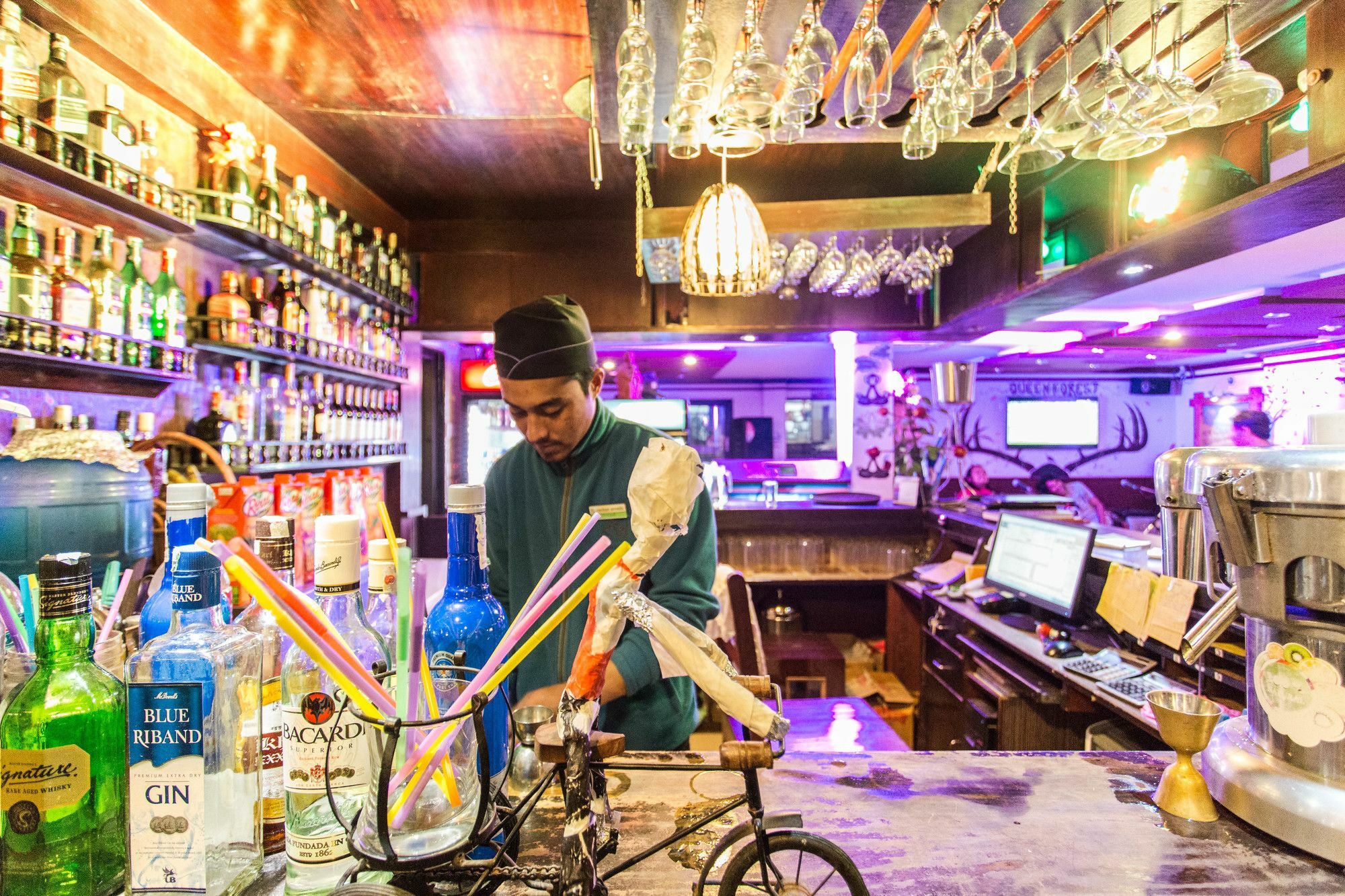 Hotel Raniban Arcade Pokhara Bagian luar foto